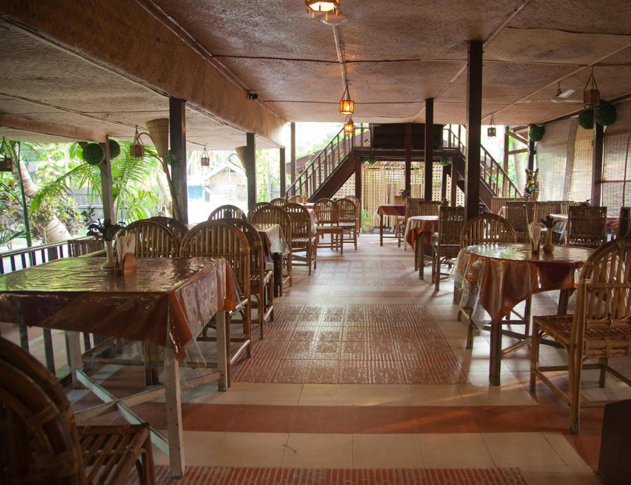 Symphony Palms Beach Resort And Spa Govind Nagar Экстерьер фото