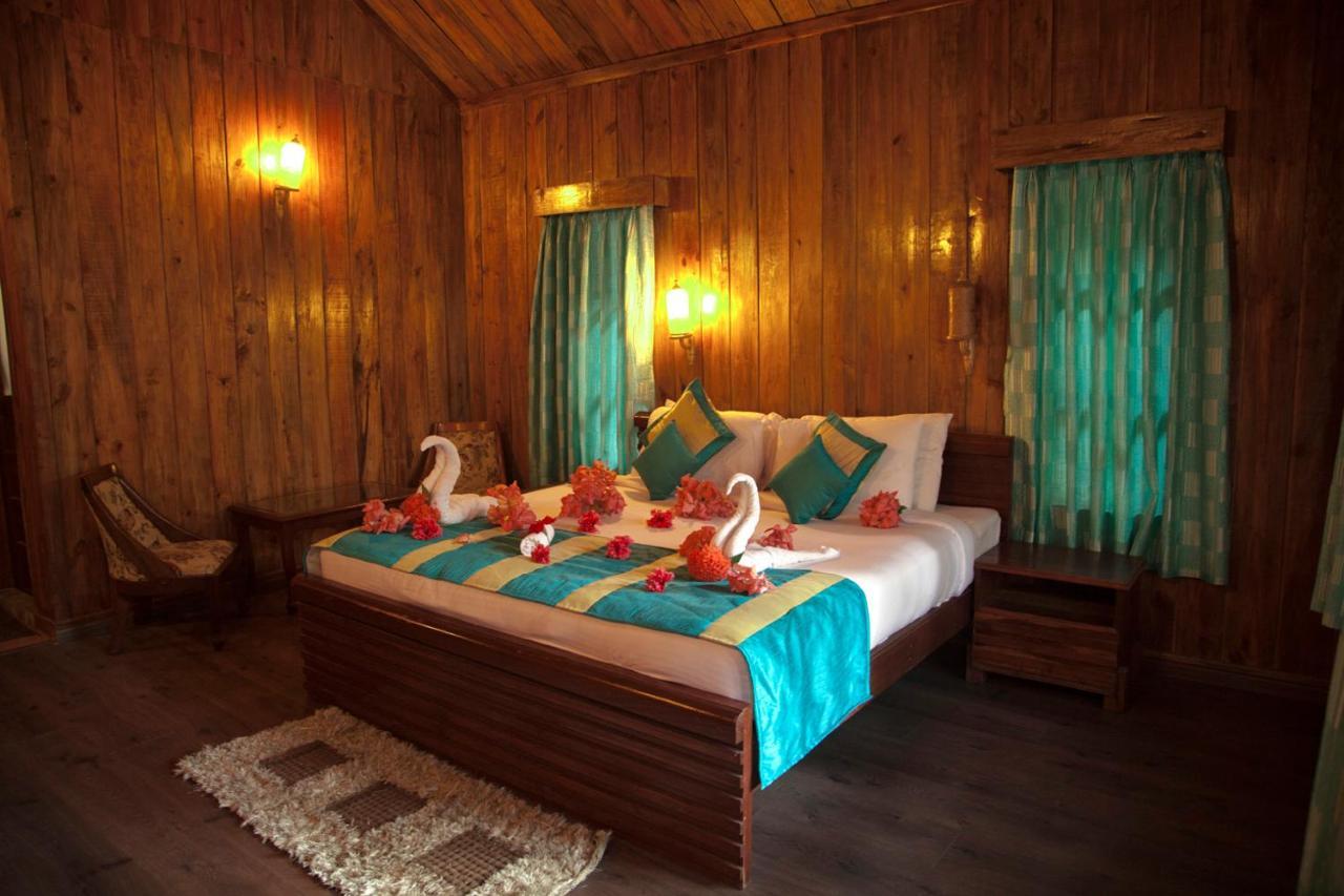 Symphony Palms Beach Resort And Spa Govind Nagar Экстерьер фото